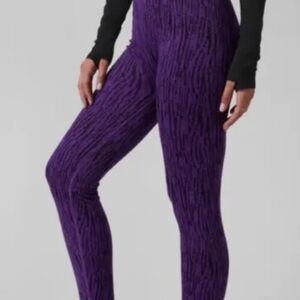 Athleta Flurry Elemental Tight Size XXS Small Purple/Black